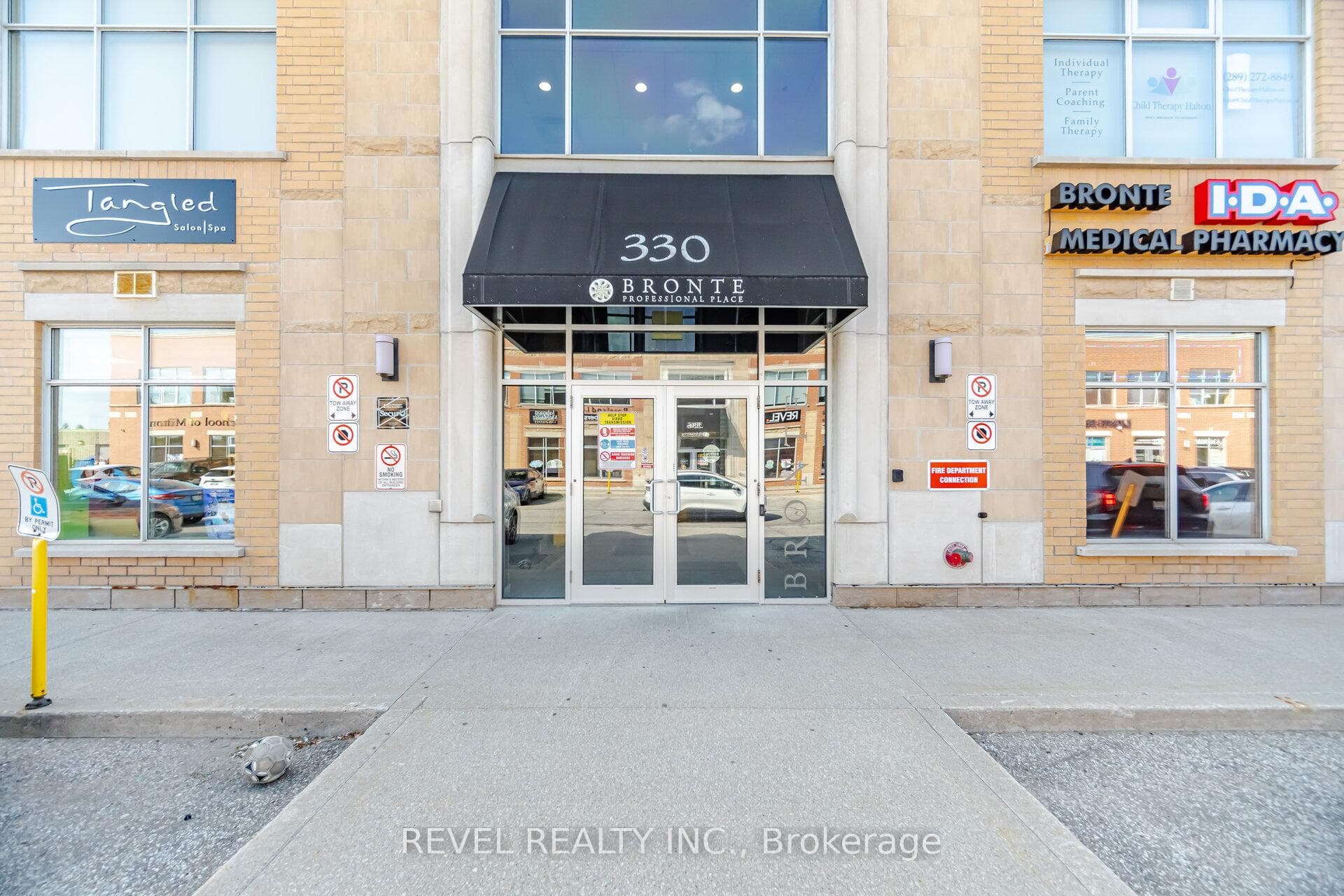 330 Bronte Street S 210, Milton, ON L9T 7X1, Milton — photo 1