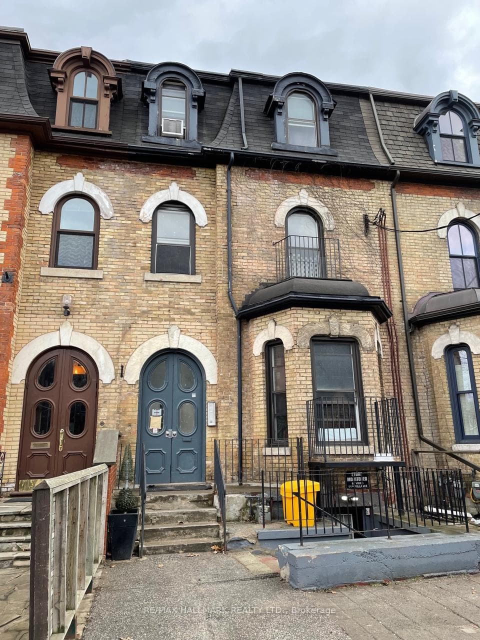 177 Carlton Street, Toronto, ON M5A 2K3, Toronto C08 — photo 1