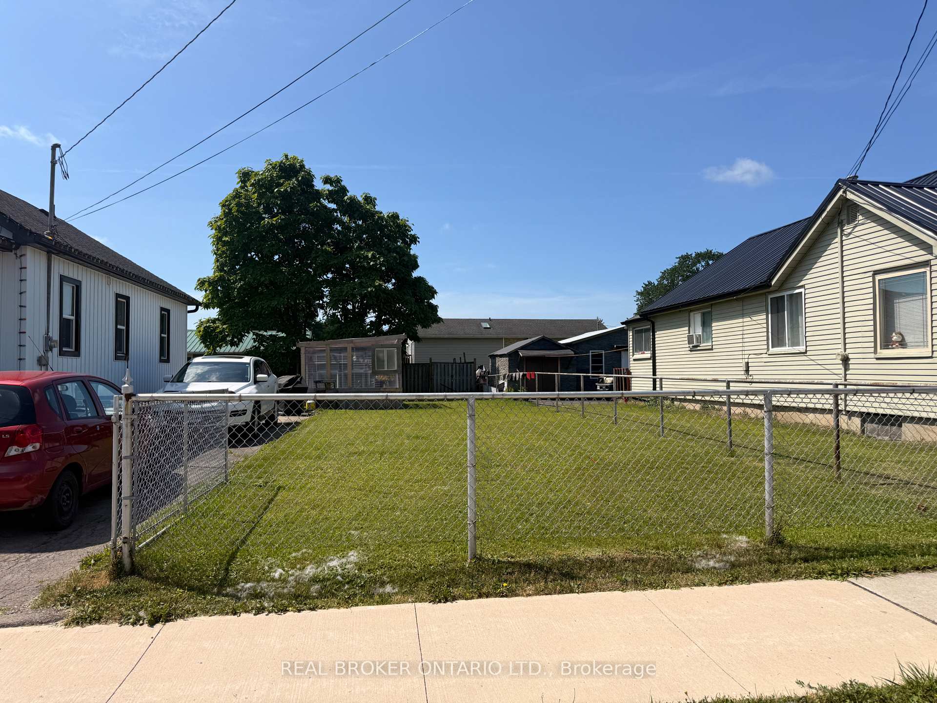 VL Broadway Avenue, Welland, ON L3C 5L9, Welland — photo 1