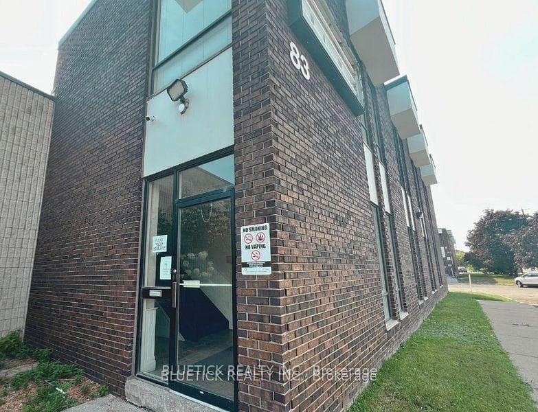 83 Bakersfield Street 3B, Toronto, ON M3J 1Z4, Toronto W05 — photo 1