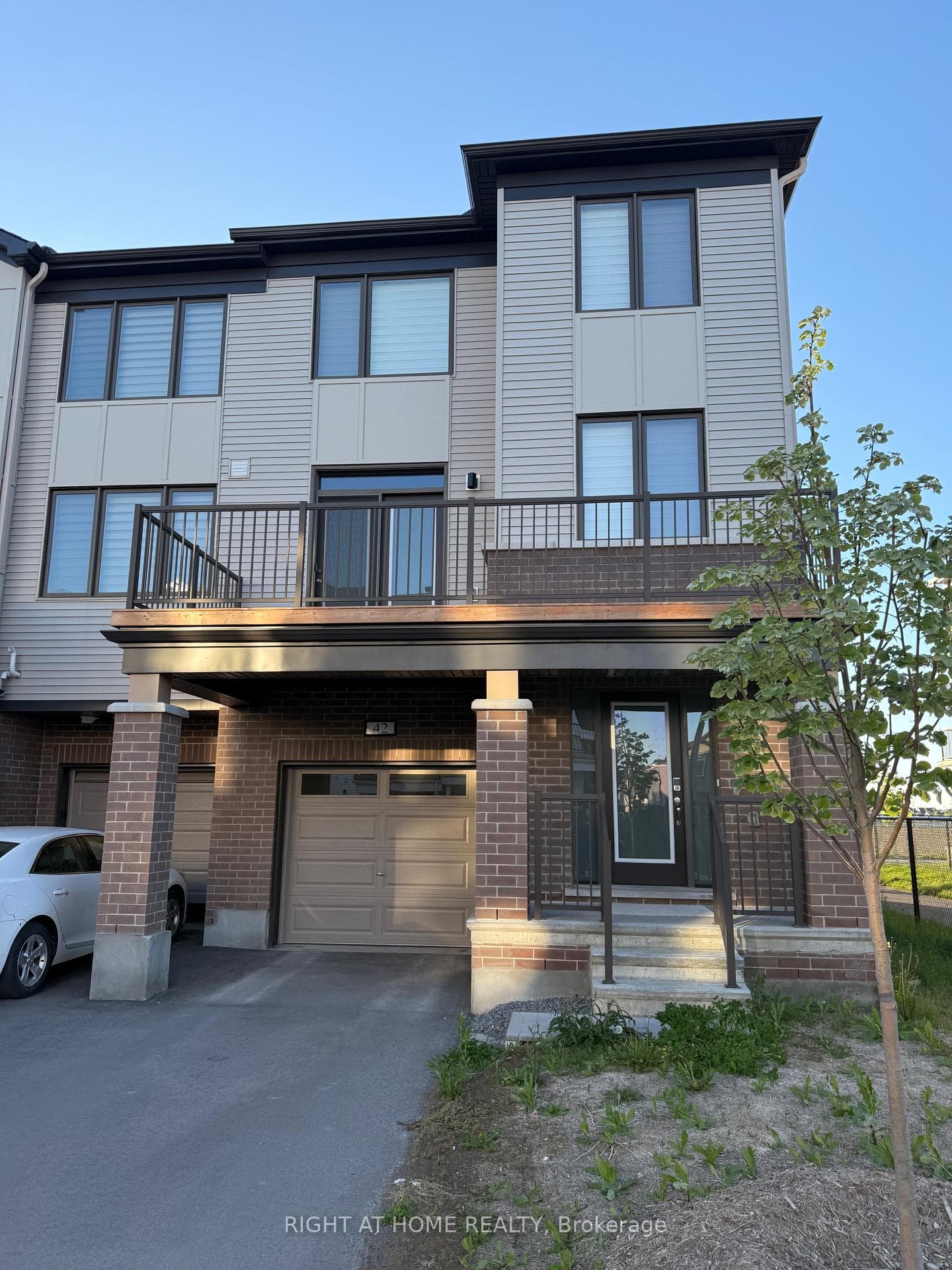 42 STITCH Mews, Stittsville - Munster - Richmond, ON K0A 2Z0, Stittsville - Munster - Richmond — photo 1