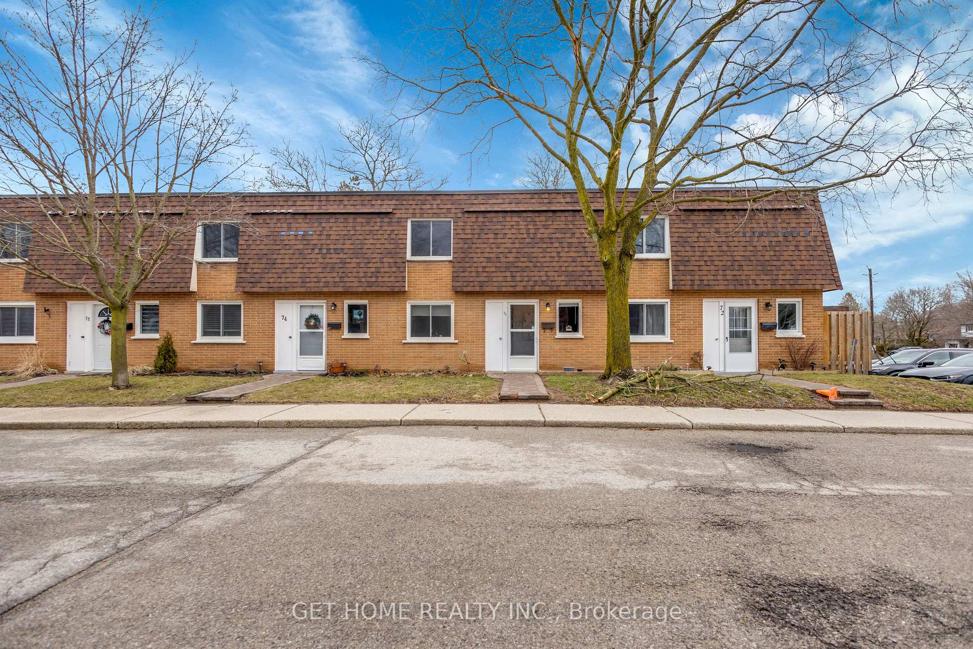 120 Country Club Drive 73, Guelph, ON N1E 3K7, Guelph — photo 1
