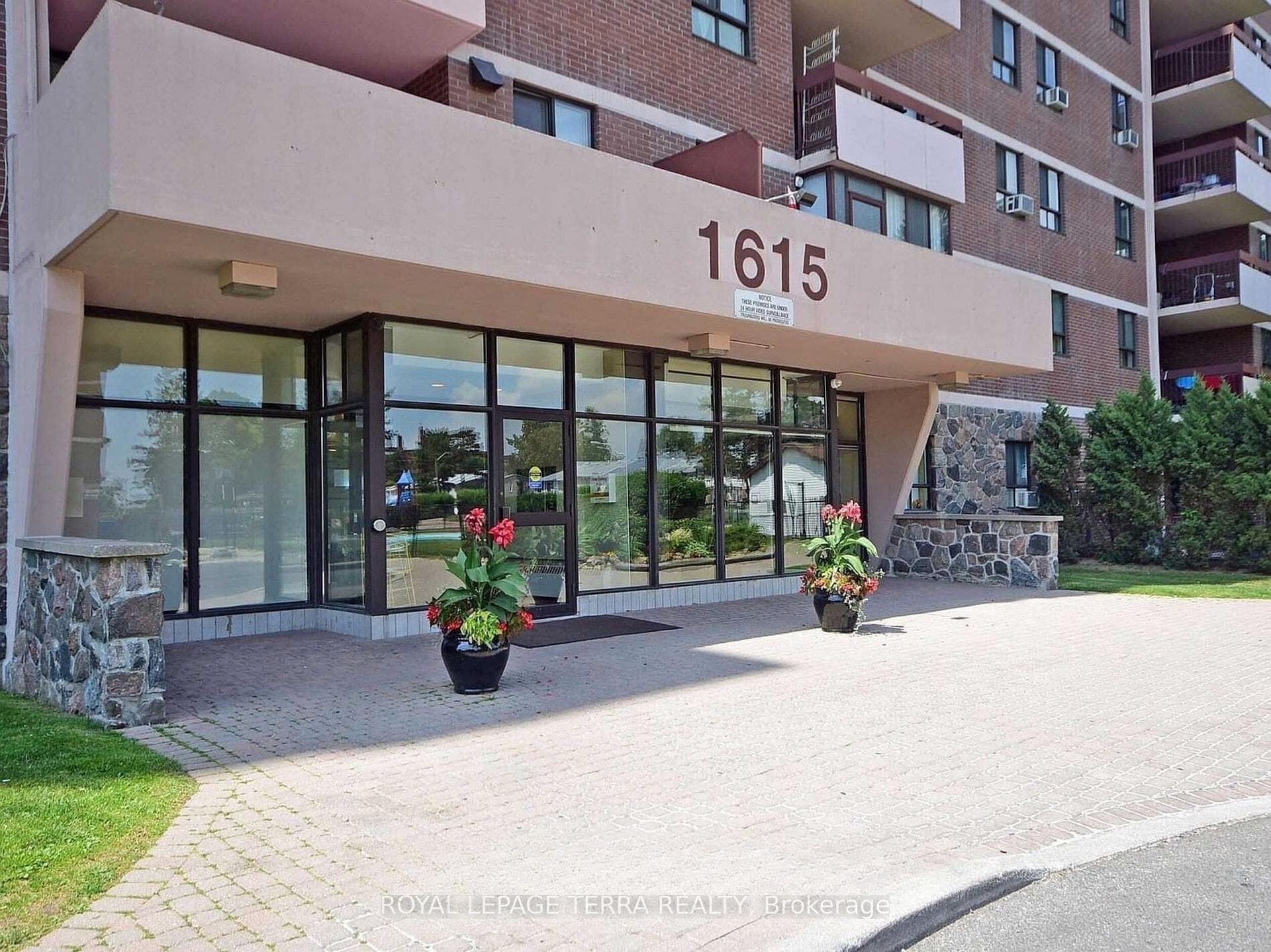 1615 Bloor Street E 305, Mississauga, ON L4X 1S2, Mississauga — photo 1