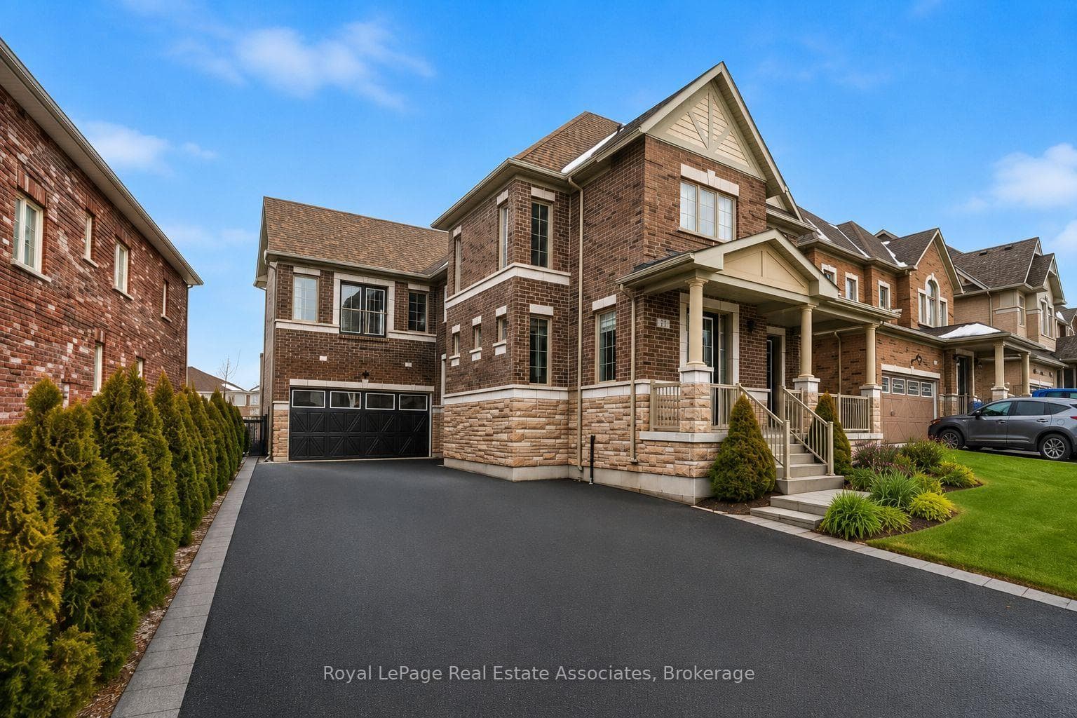 24 Burke Street, New Tecumseth, ON L9R 0N6, New Tecumseth — photo 1