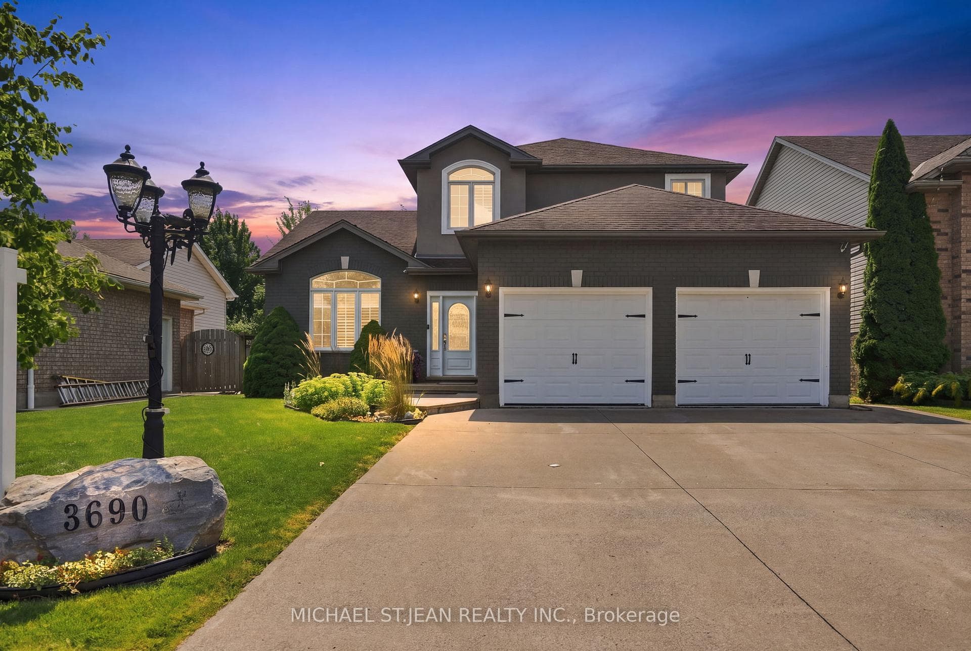 3690 Weinbrenner Road, Niagara Falls, ON L2G 7Y3, Niagara Falls — photo 1