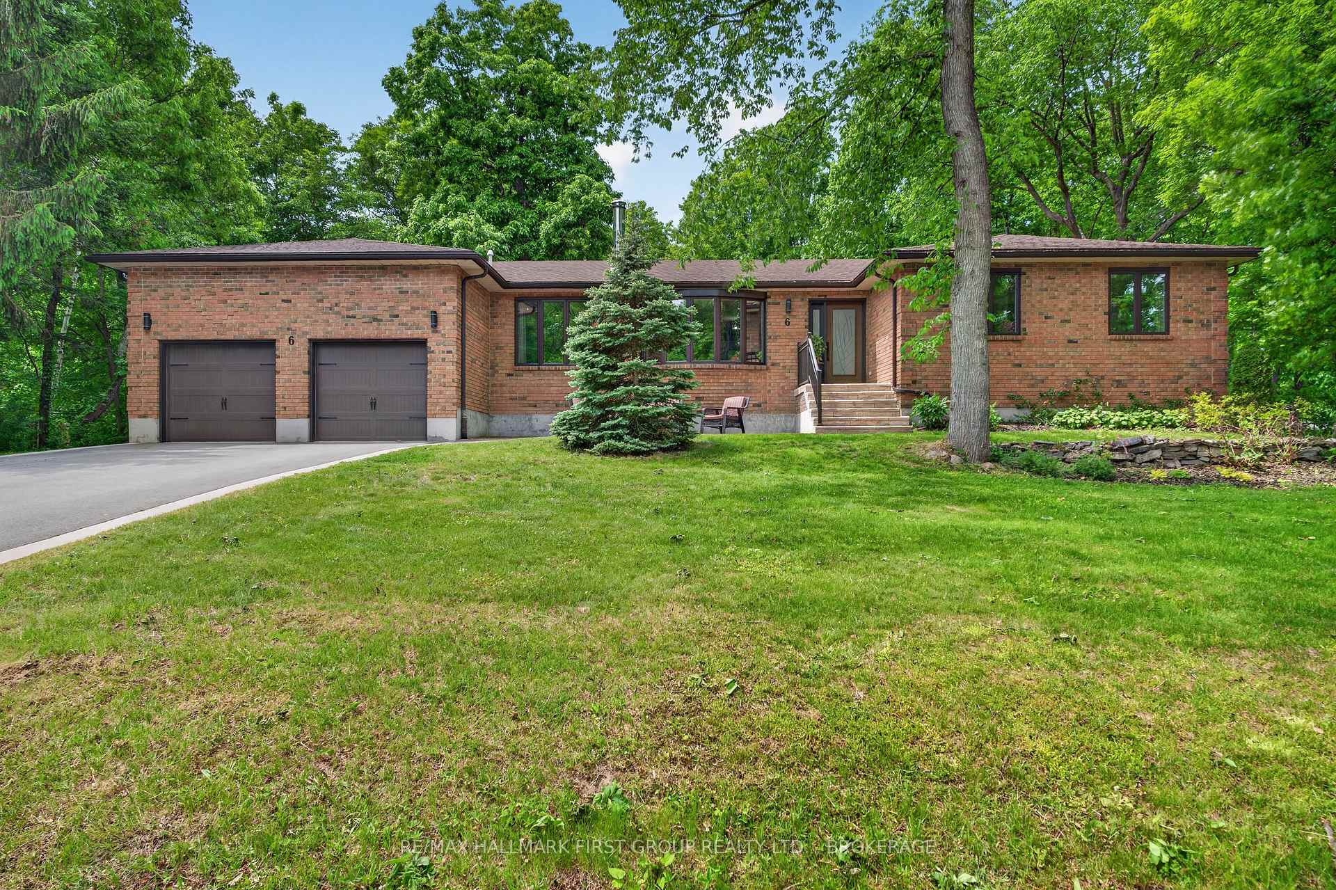 6 Wilmot Street, Kingston, ON K7L 4V1, Kingston — photo 1