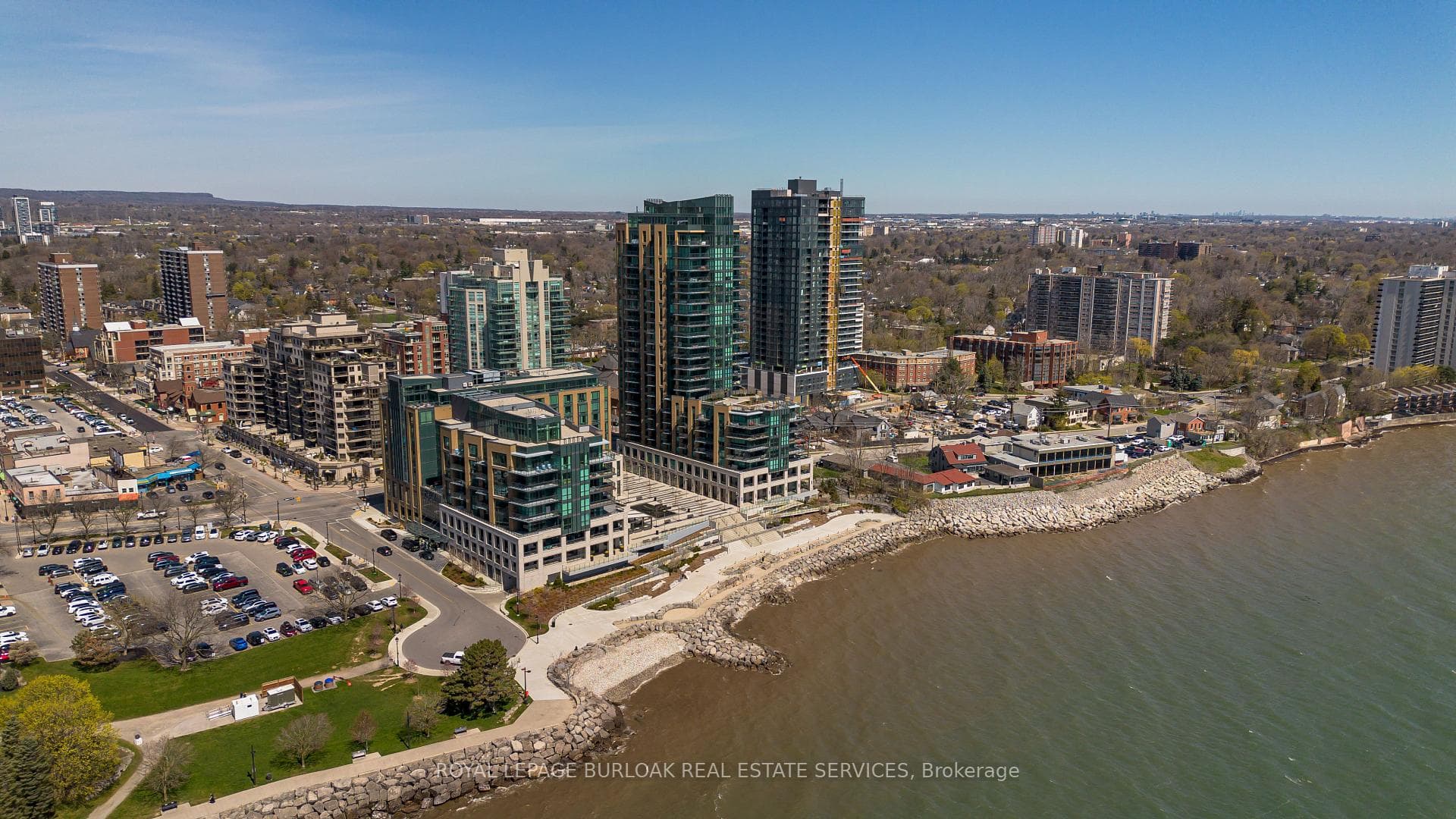 2060 Lakeshore Road 1303, Burlington, ON L7R 0G2, Burlington — photo 1