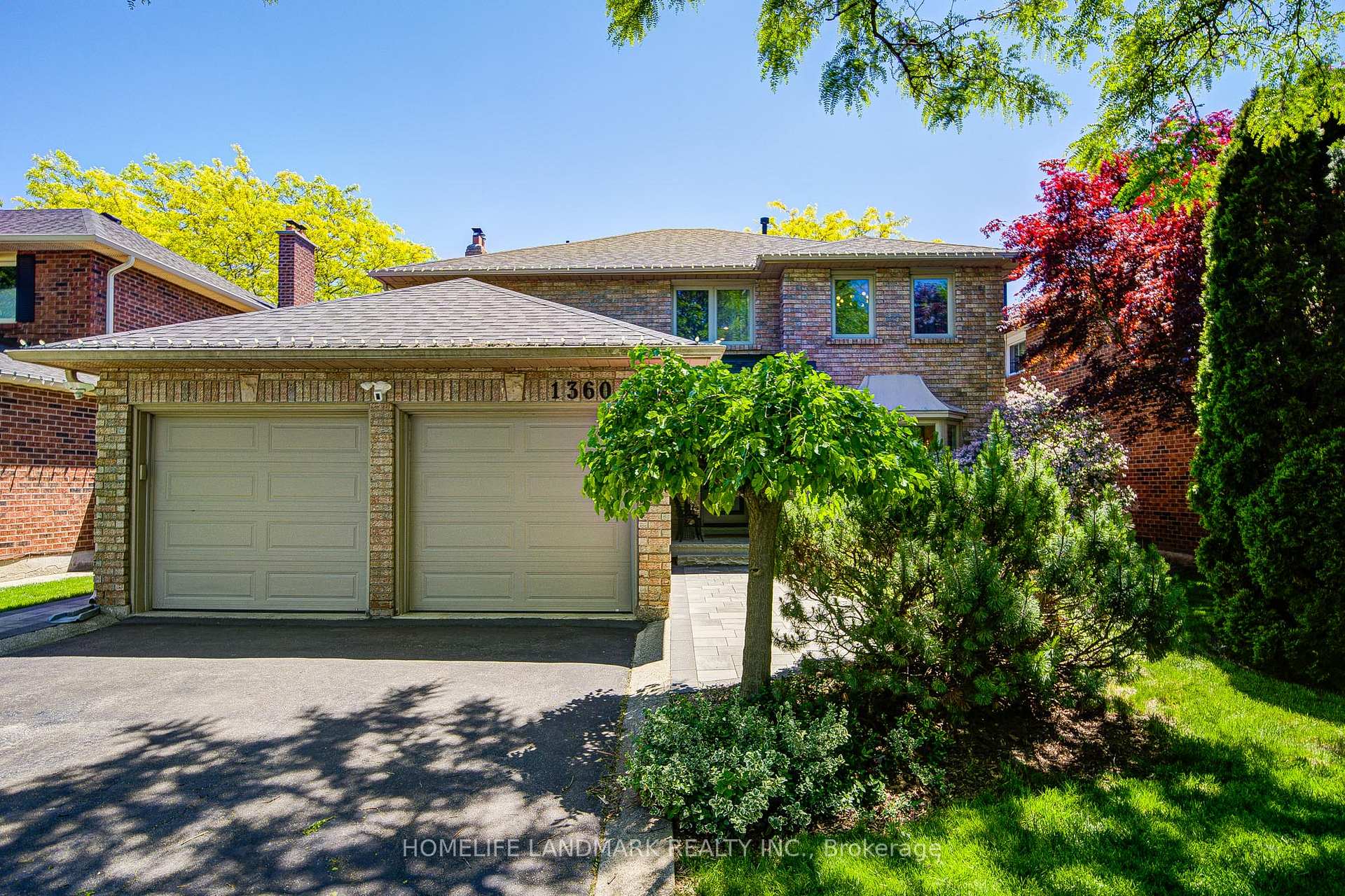1360 Old English Lane, Oakville, ON L6M 2P8, Oakville — photo 1