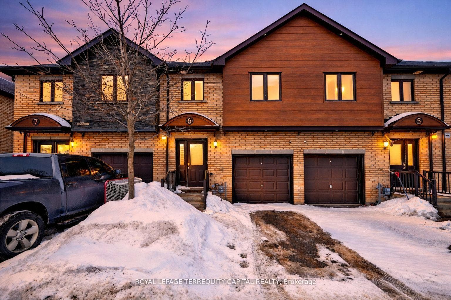 29 Madelaine Drive 6, Barrie, ON L9J 0G8, Barrie — photo 1