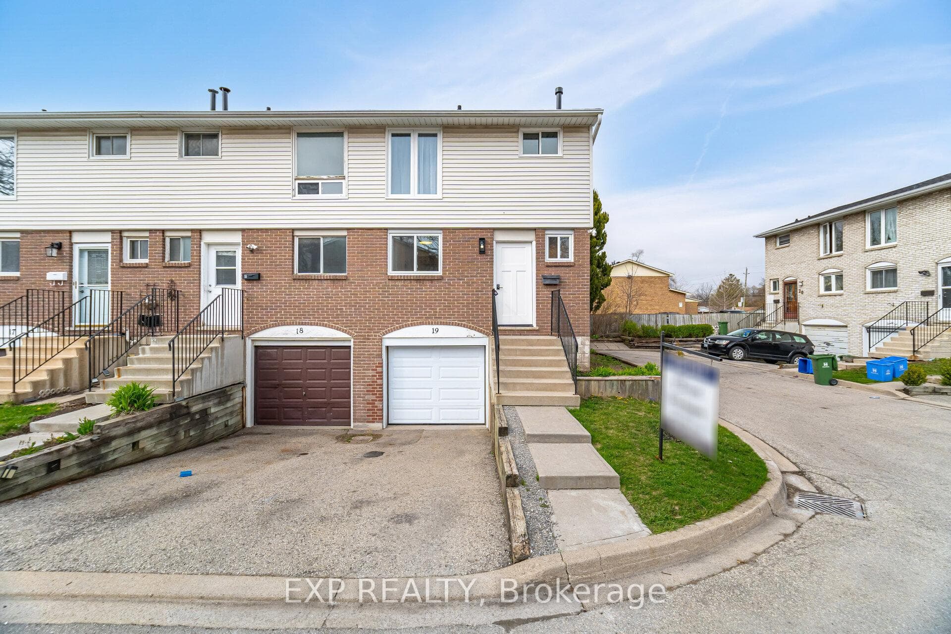 120 Quigley Road 19, Hamilton, ON L8K 6L4, Hamilton — photo 1