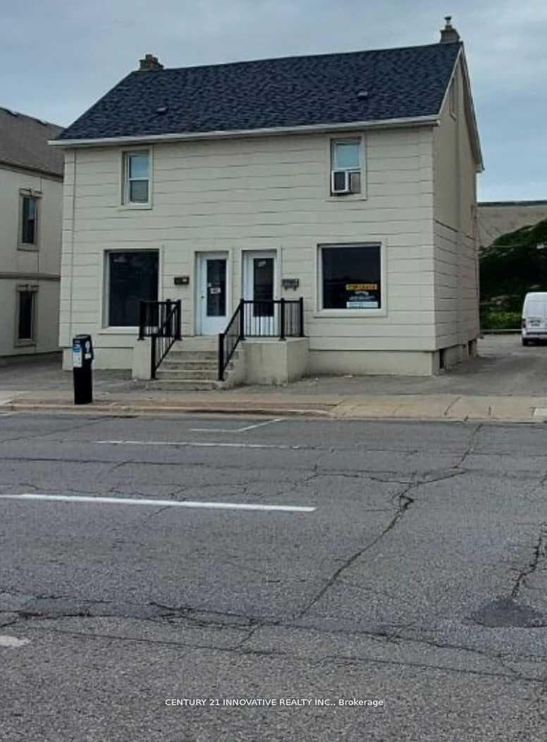 82 Centre Street N, Oshawa, ON L1G 4B6, Oshawa — photo 1