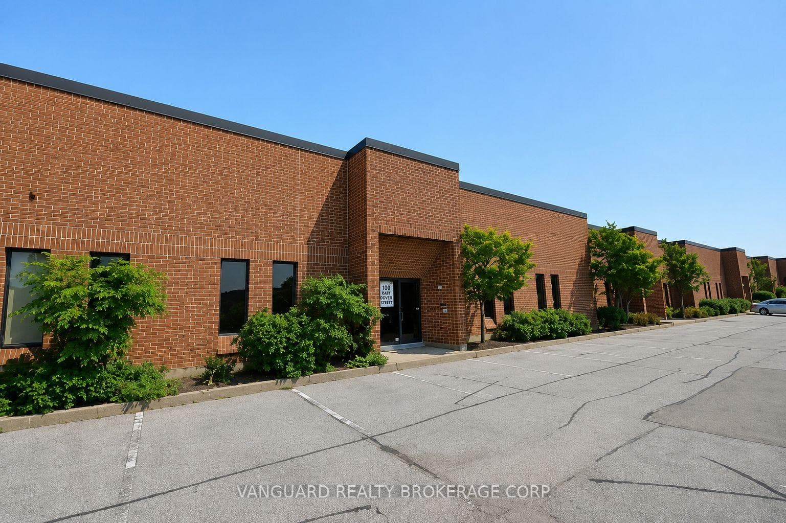 300 Trowers Road 10, Vaughan, ON L4L 5Z9, Vaughan — photo 1