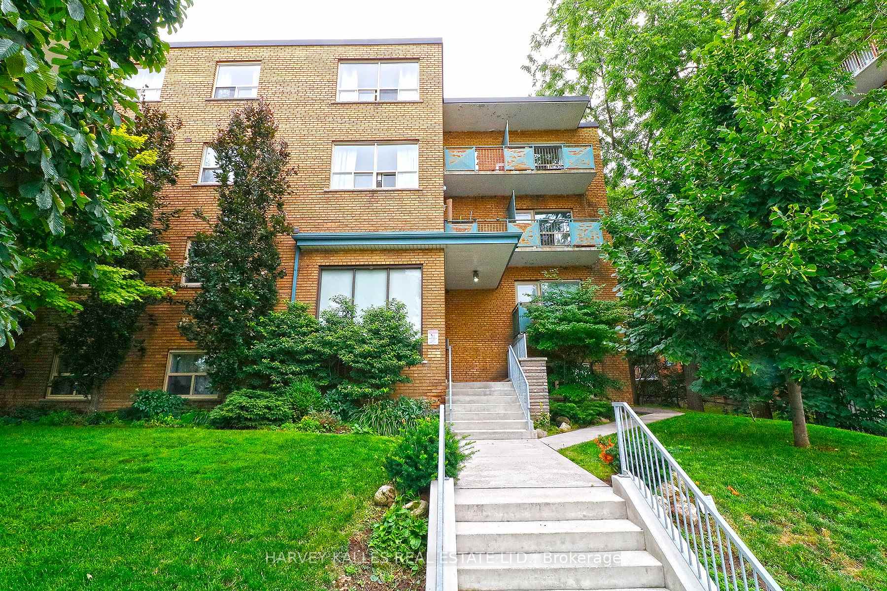 1751 Victoria Pk Avenue 204, Toronto, ON M1R 1S1, Toronto E04 — photo 1