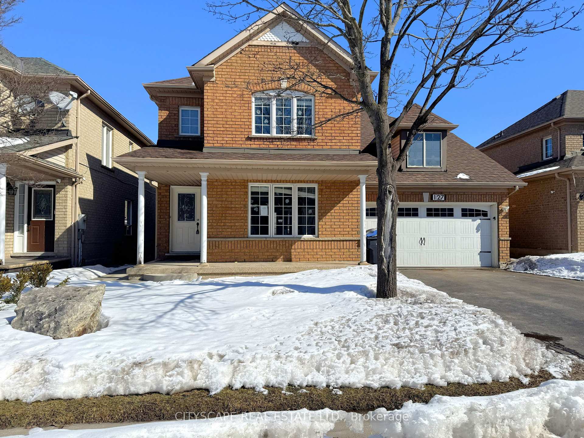 127 Barleyfield Road, Brampton, ON L6R 2J4, Brampton — photo 1