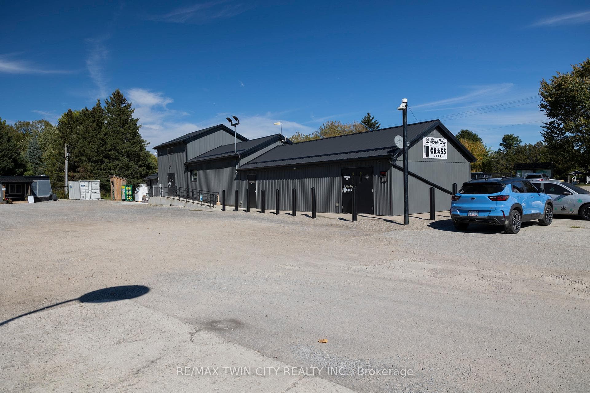 230 OAKLAND Road, Brant, ON N0E 1R0, Brant — photo 1