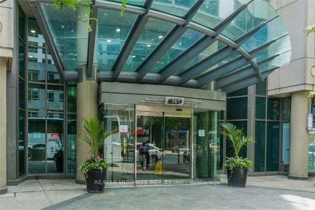 361 Front Street W 326, Toronto, ON M5V 3R5, Toronto C01 — photo 1