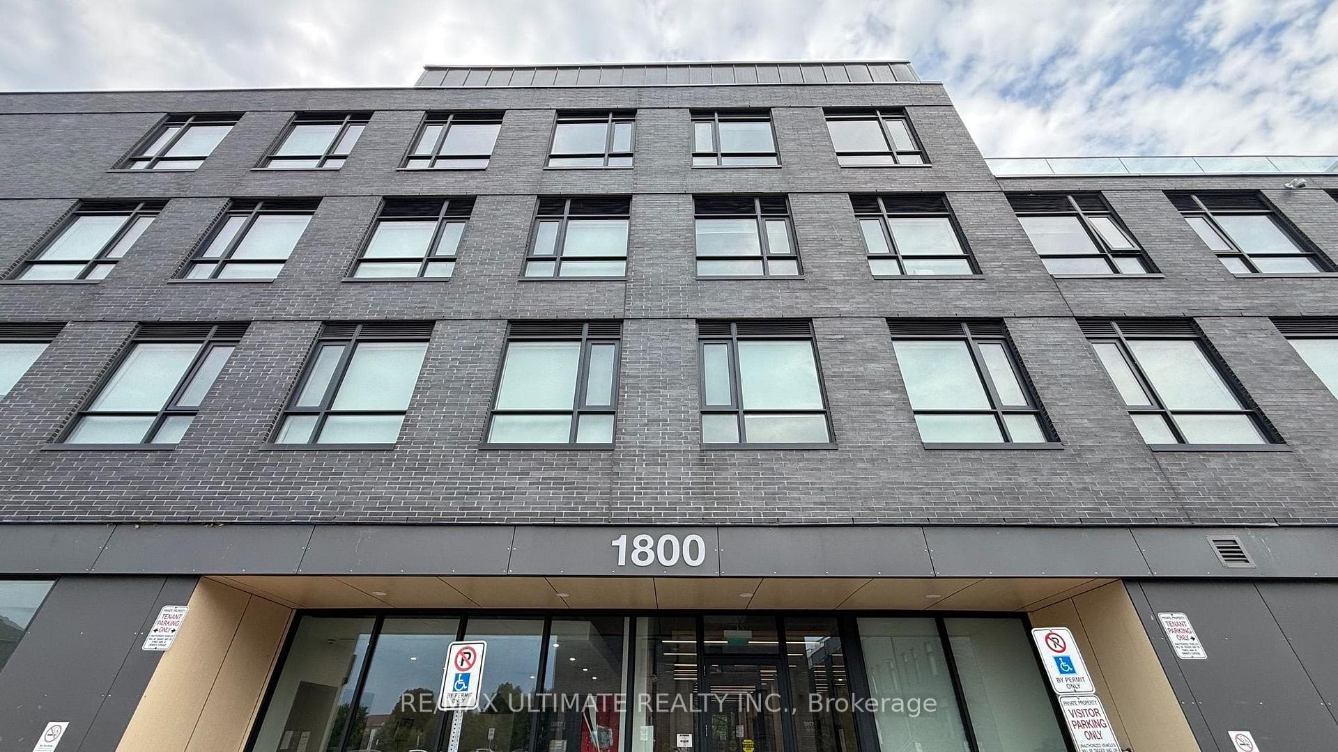 1800 Simcoe Street N 214, Oshawa, ON L1G 0C2, Oshawa — photo 1