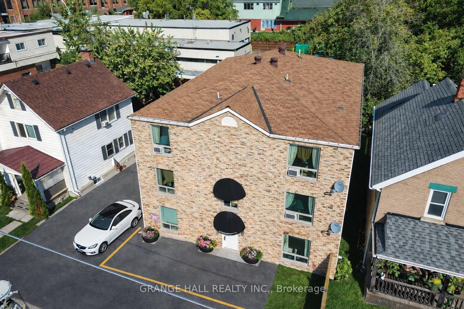 14 Elgin Street, Orillia, ON L3V 1R9, Orillia — photo 1