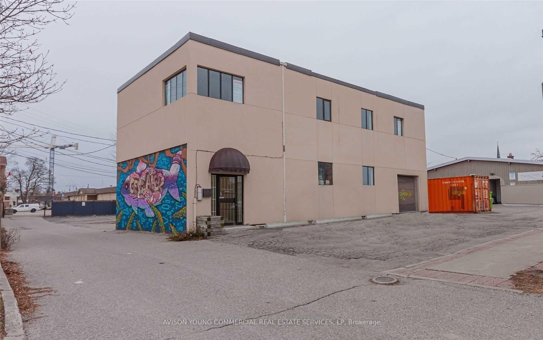 151 Brock Street N, Whitby, ON L1N 4H3, Whitby — photo 1