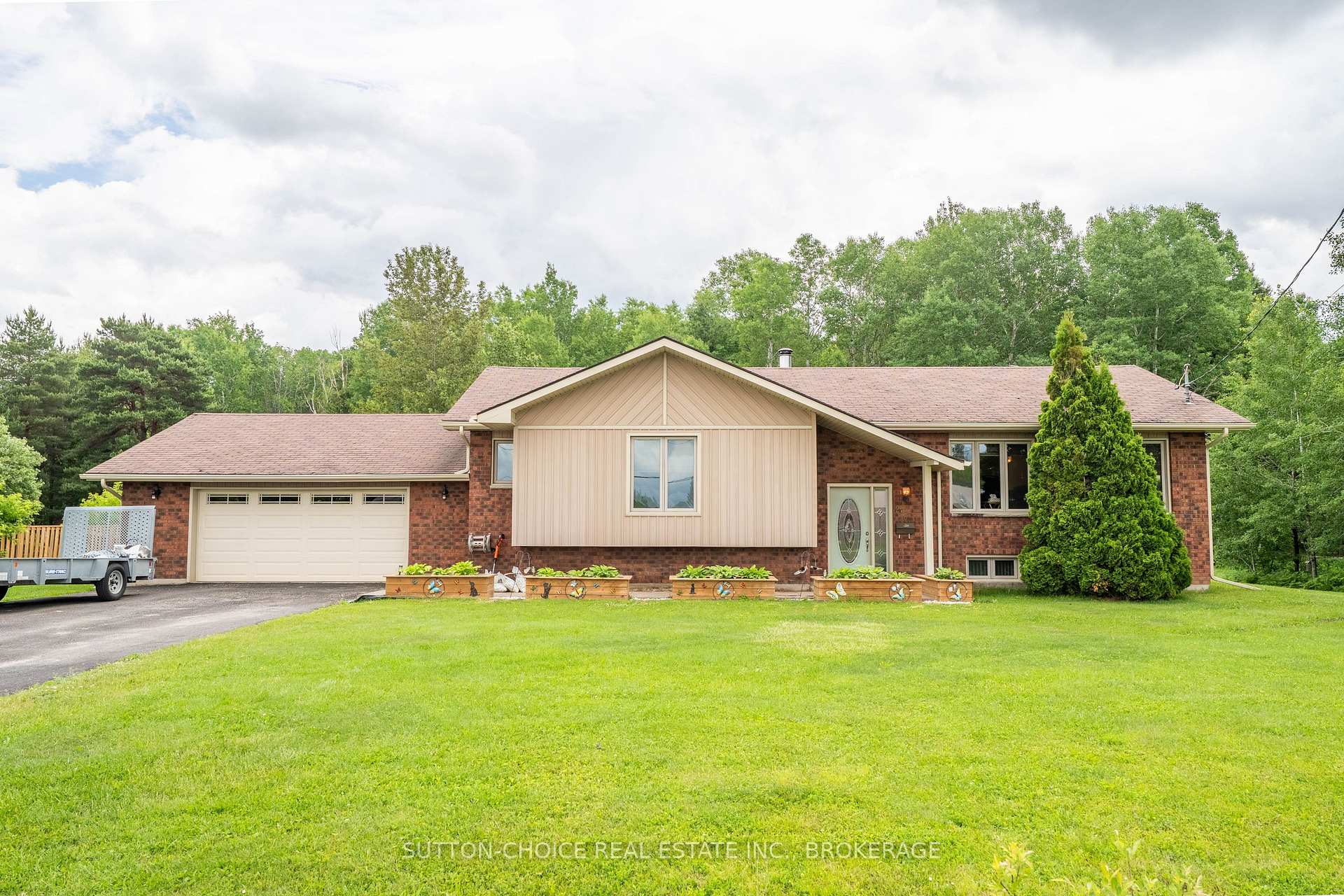 246 Yonge Street, Bonfield, ON P0H 1E0, Bonfield — photo 1