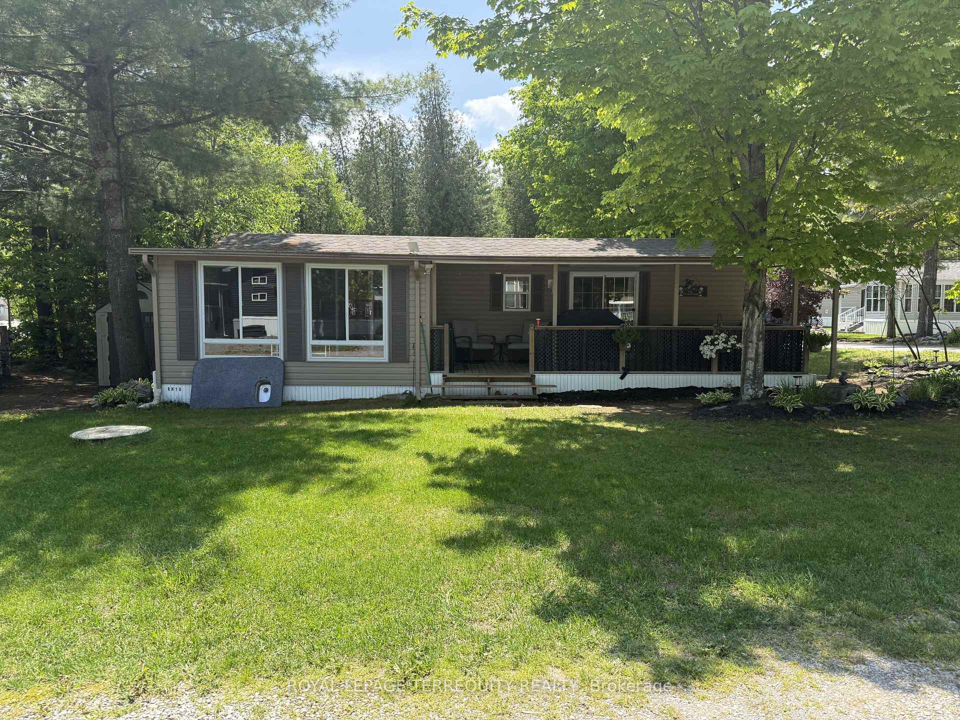 16 Rockhaven, Selwyn, ON K0L 2H0, Selwyn — photo 1