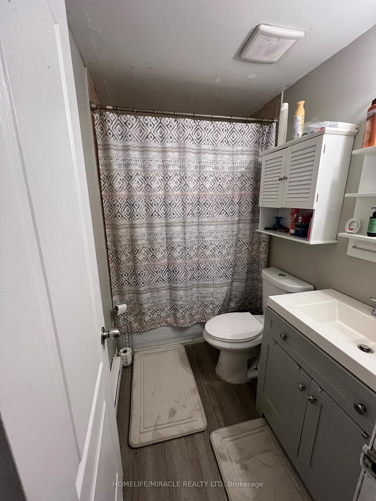 5 Glencairn Square, Brampton, ON L6S 2H7, Brampton — photo 1