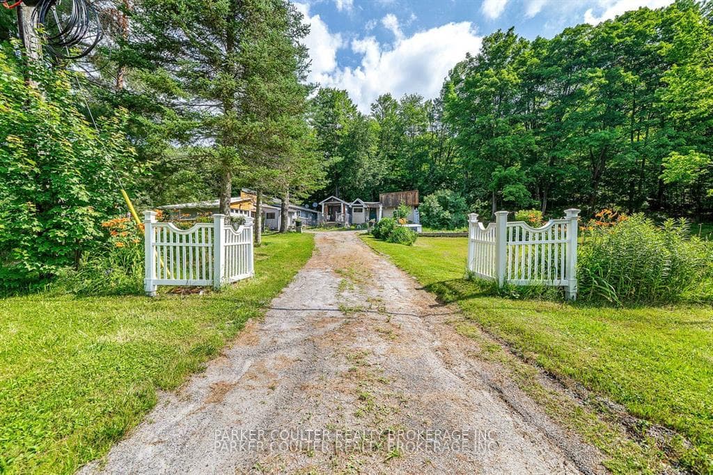 1291 Muskoka Rd 118 W, Bracebridge, ON P1L 1W8, Bracebridge — photo 1