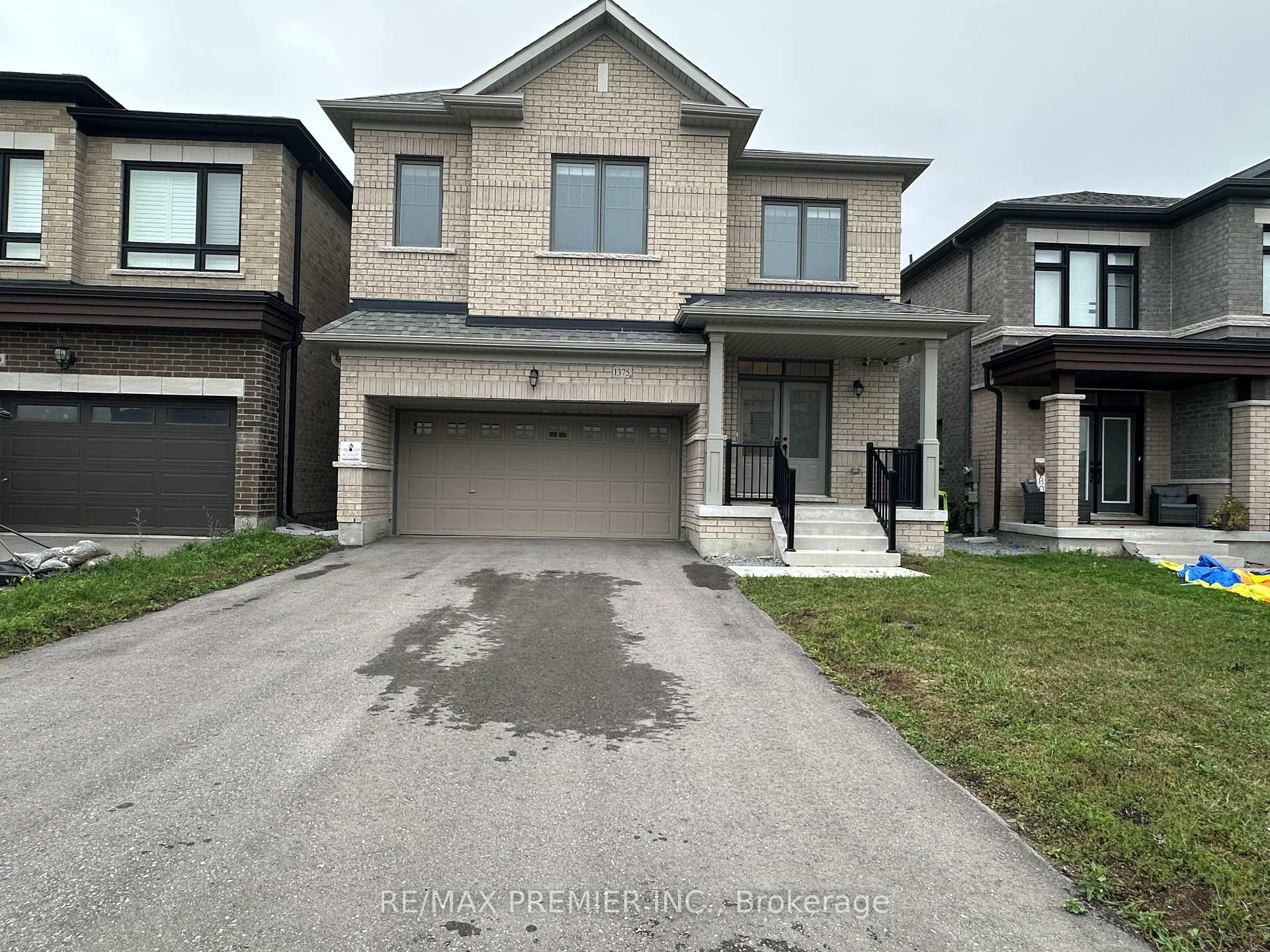 1375 Klondike Court, Oshawa, ON L1L 0T1, Oshawa — photo 1