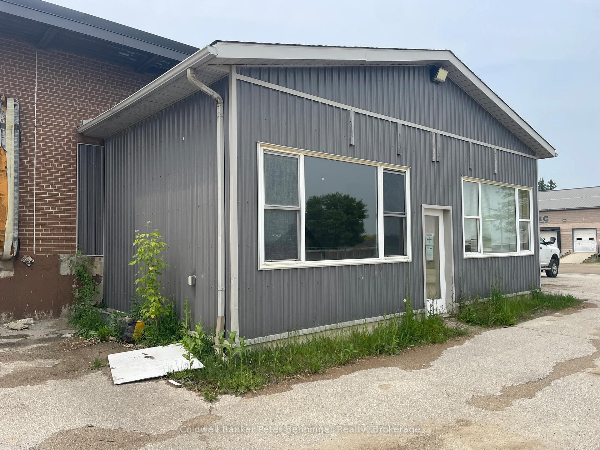 130 Kincardine Highway 9, Brockton, ON N0G 2V0, Brockton — photo 1