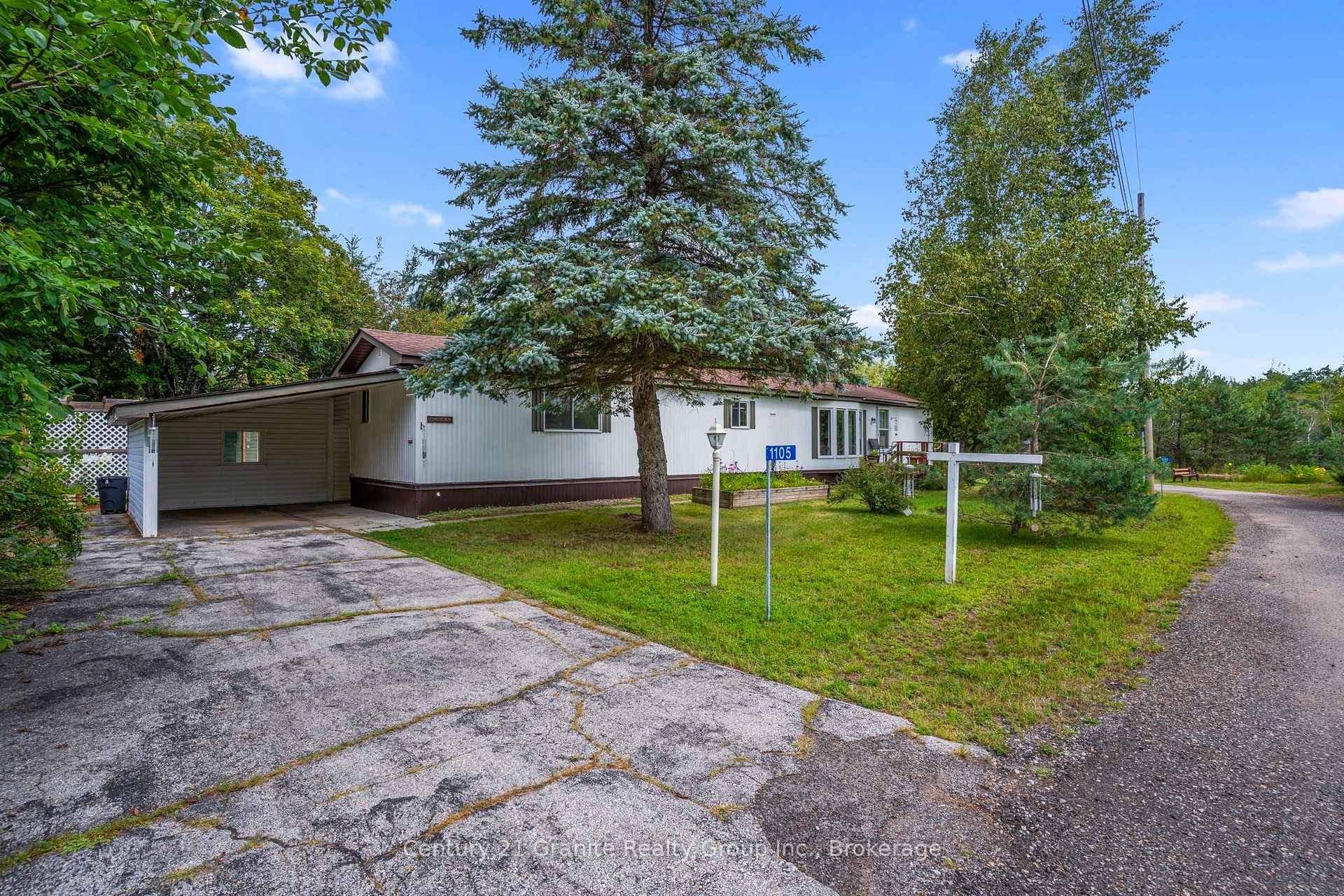 1105 Eighth Lane, Minden Hills, ON K0M 2K0, Minden Hills — photo 1