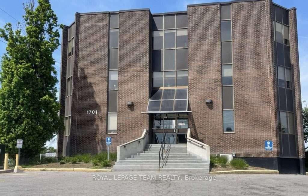 1701 Woodward Drive LL22, Belair Park - Copeland Park and Area, ON K2C 0R4, Belair Park - Copeland Park and Area — photo 1