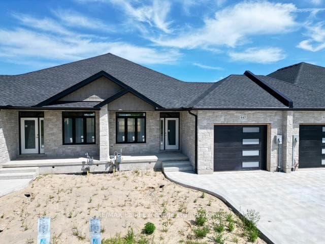 447 Ivings Drive, Saugeen Shores, ON N0H 2C1, Saugeen Shores — photo 1