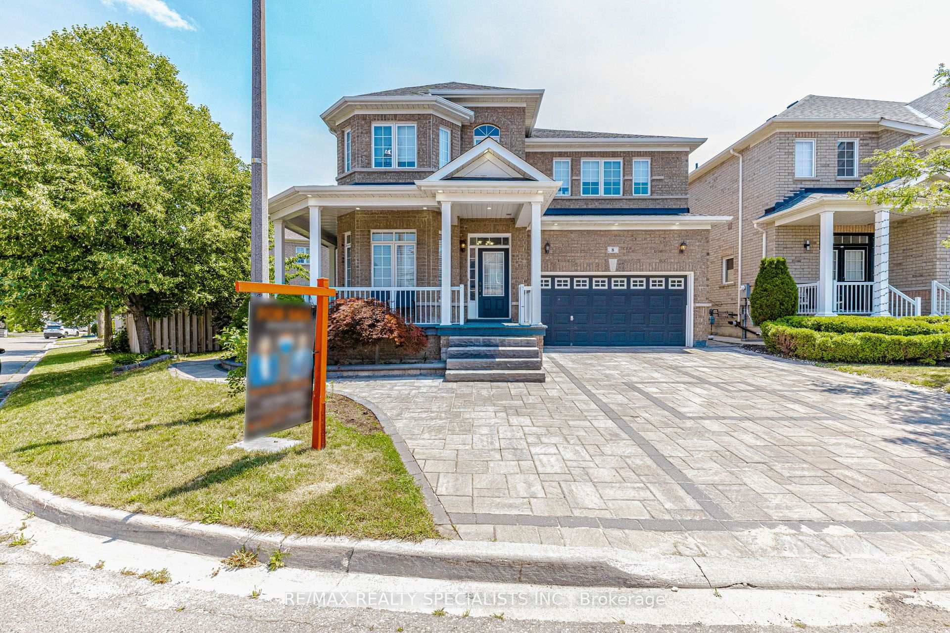 8 Tovey Terrace, Brampton, ON L6R 0E5, Brampton — photo 1