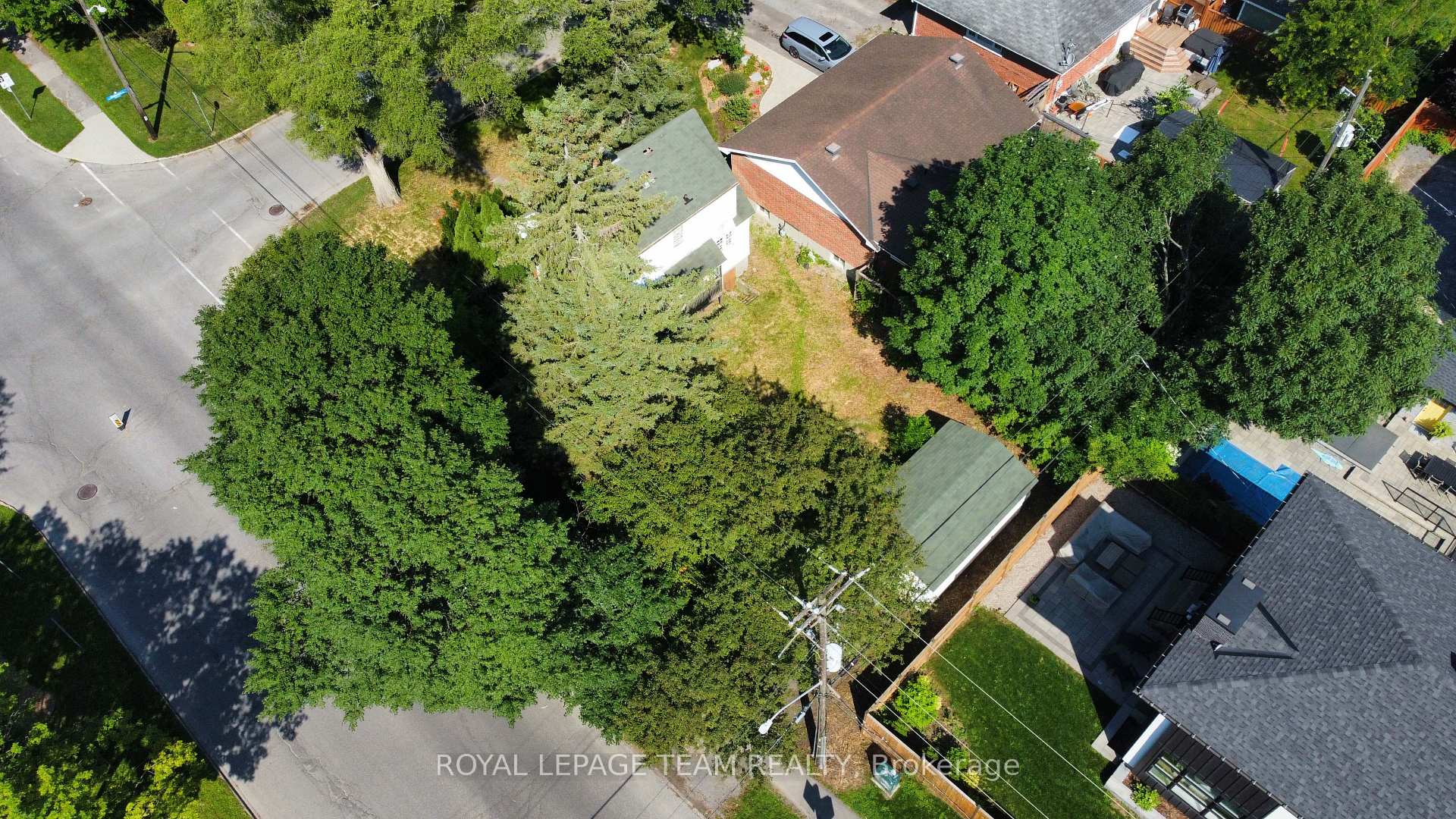 637 Windermere Avenue, Carlingwood - Westboro and Area, ON K2A 2W7, Carlingwood - Westboro and Area — photo 1