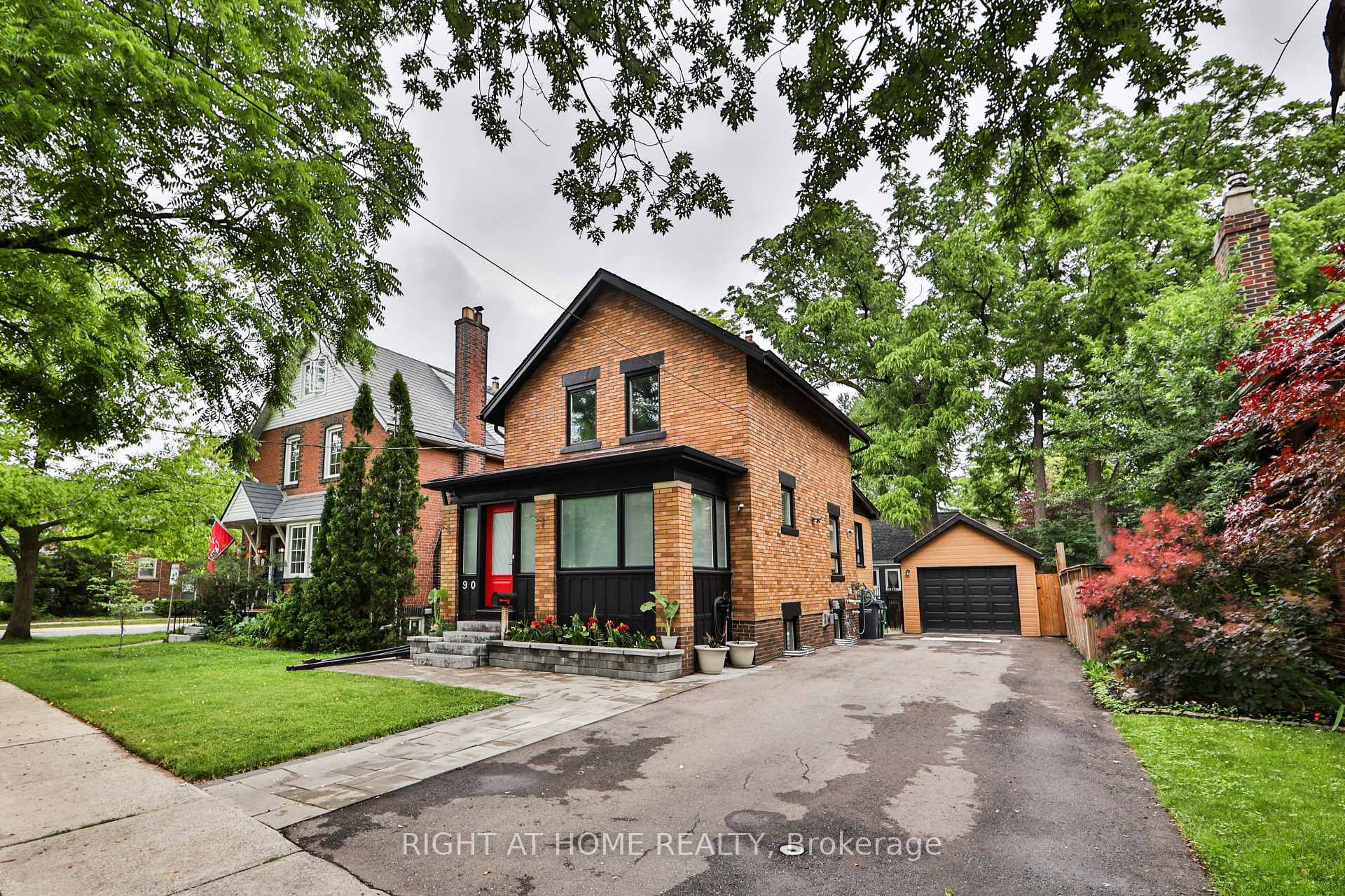 90 MILL Street S, Brampton, ON L6Y 1T2, Brampton — photo 1