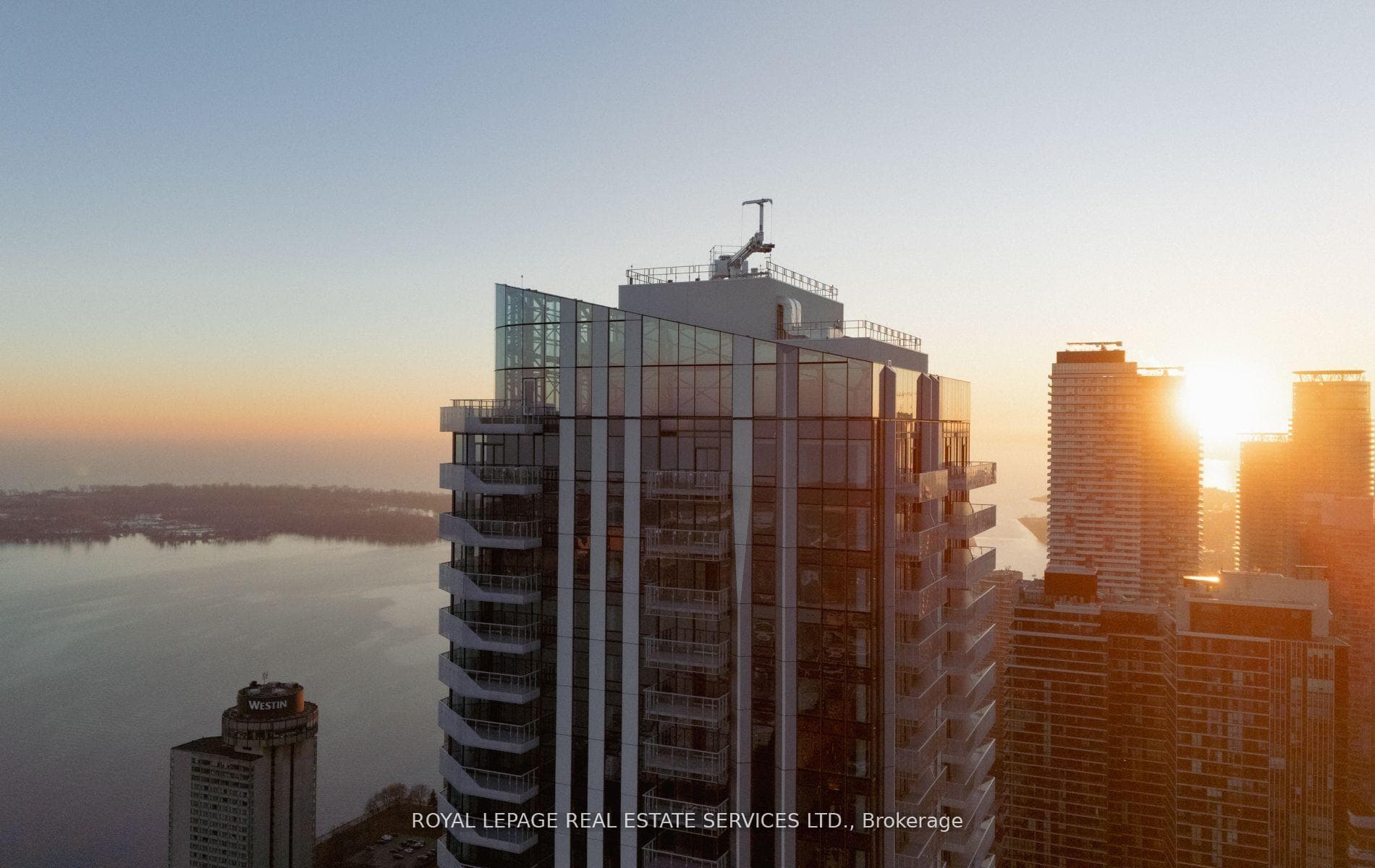 28 Freeland Street 5301, Toronto, ON M5E 0E3, Toronto C08 — photo 1