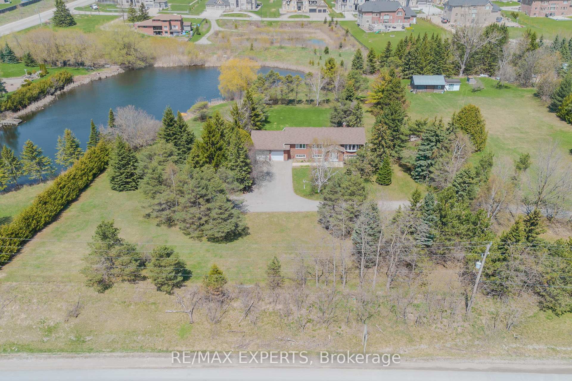 6068 Bloomington Road, Whitchurch-Stouffville, ON L4A 2W8, Whitchurch-Stouffville — photo 1