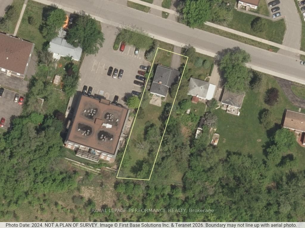 2478 Cleroux Crescent, Blackburn Hamlet, ON K1W 1A3, Blackburn Hamlet — photo 1