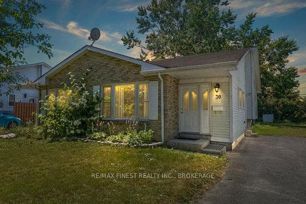 30 Woodstone Crescent, Kingston, ON K7M 6K9, Kingston — photo 1