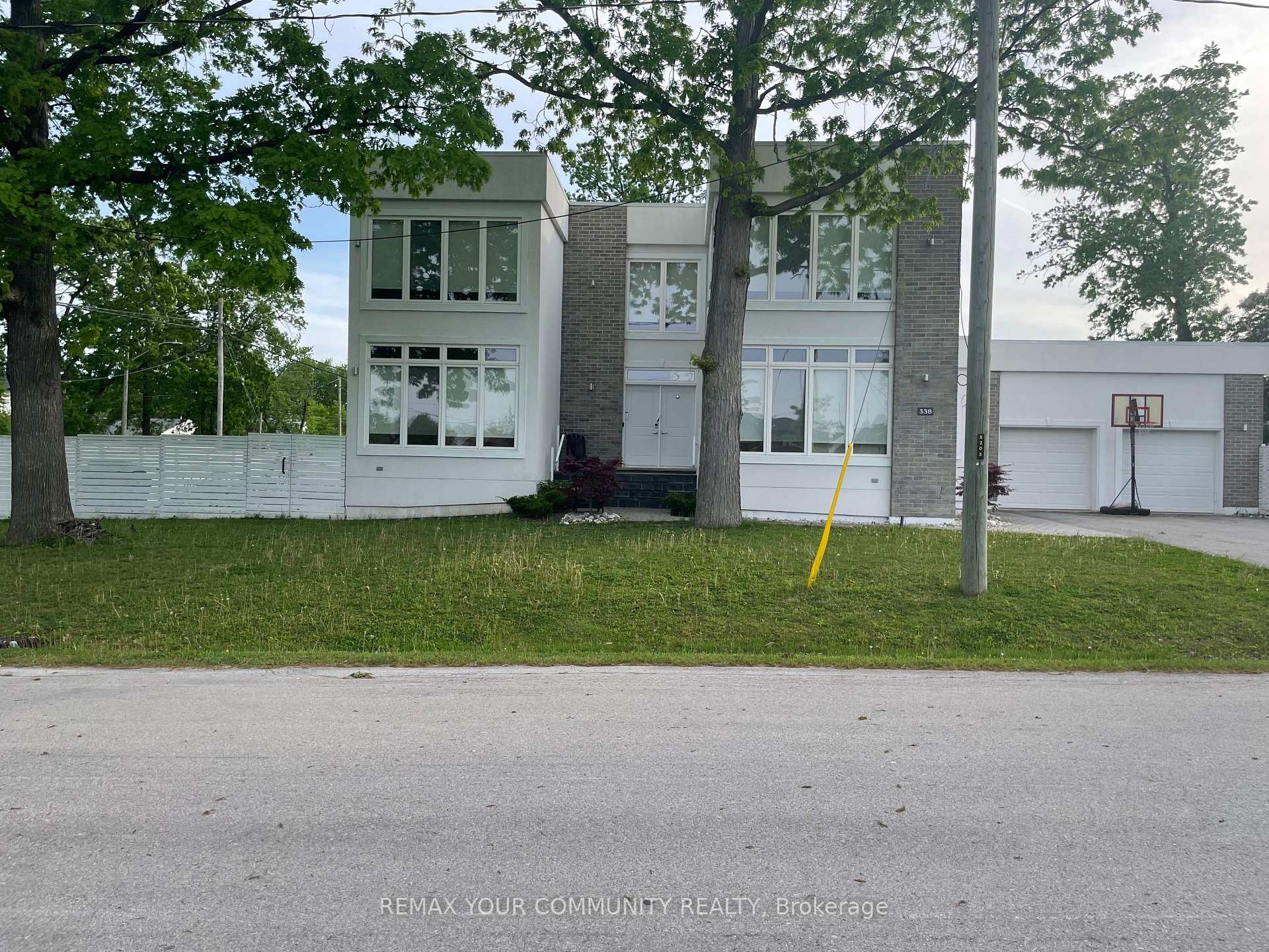 338 Woodale Avenue, Oakville, ON L6K 2N7, Oakville — photo 1