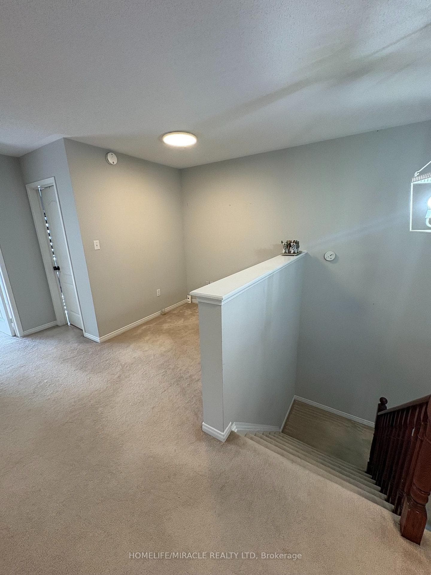 15 Nobbs Drive, Ajax, ON L1T 4M1, Ajax — photo 1