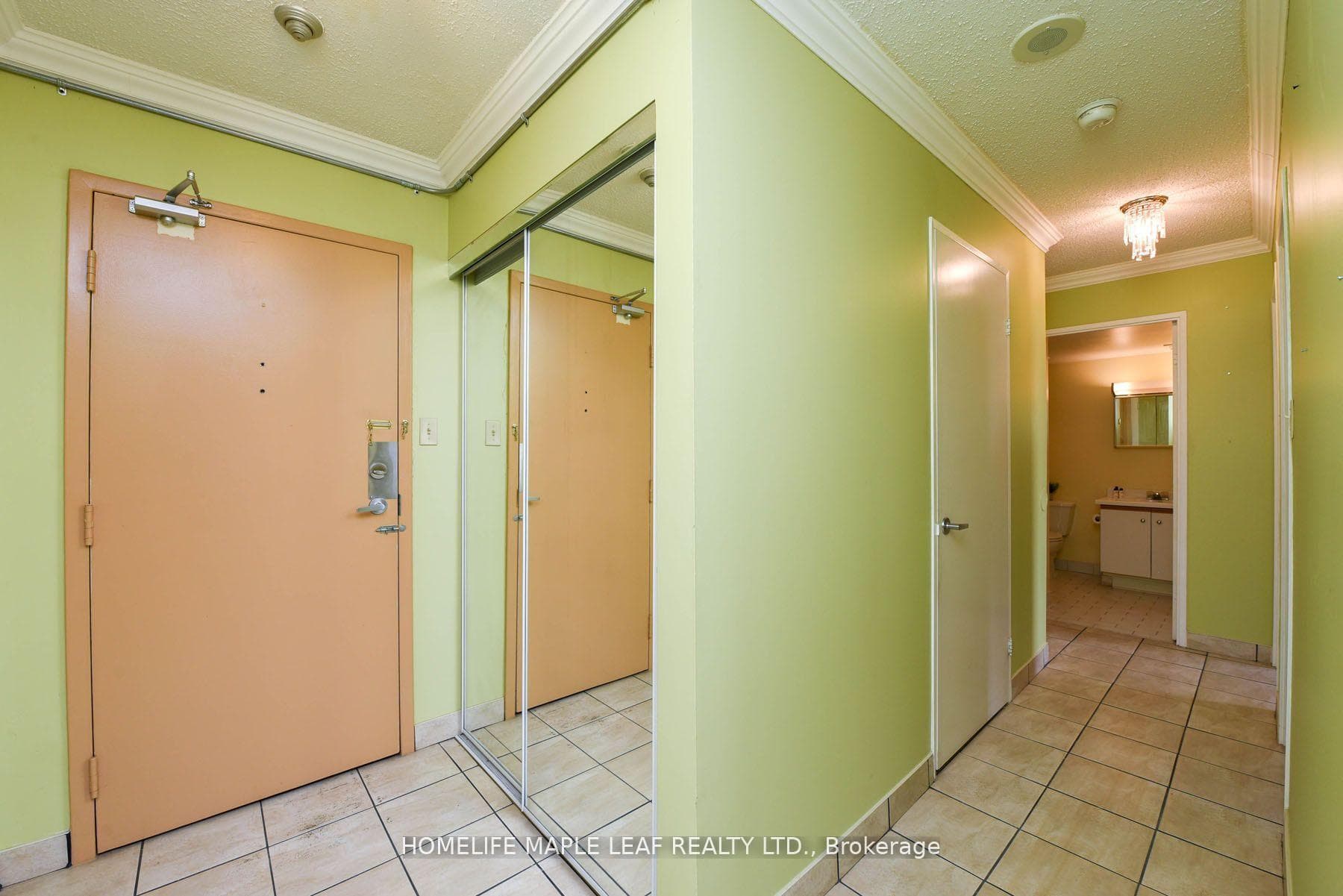 3559 Eglinton Avenue W 402, Toronto, ON M6M 5C6, Toronto W04 — photo 1