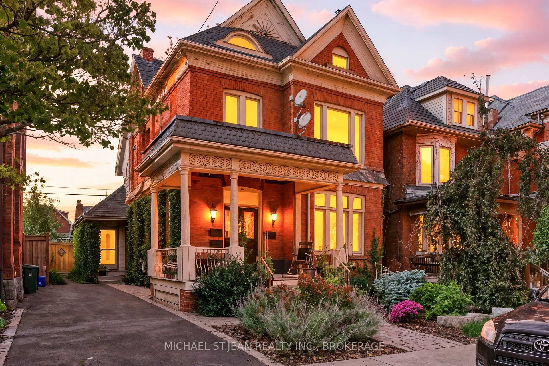 30 Ontario Avenue, Hamilton, ON L8N 2X2, Hamilton — photo 1