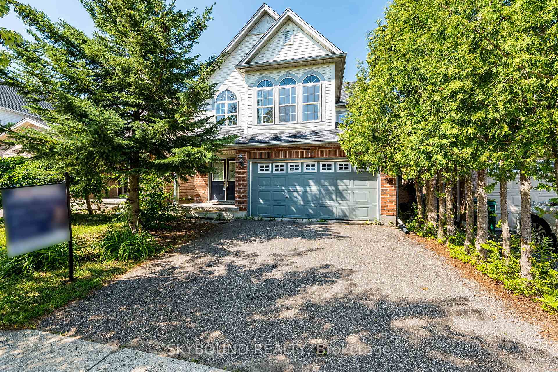 735 Karlsfeld Road, Waterloo, ON N2T 2W4, Waterloo — photo 1