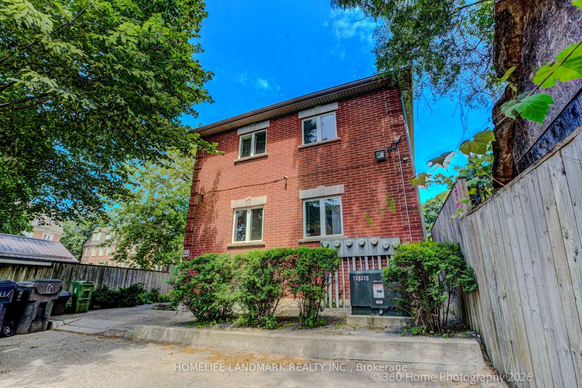 736 Kingston Road 3, Toronto, ON M4E 1R7, Toronto E02 — photo 1