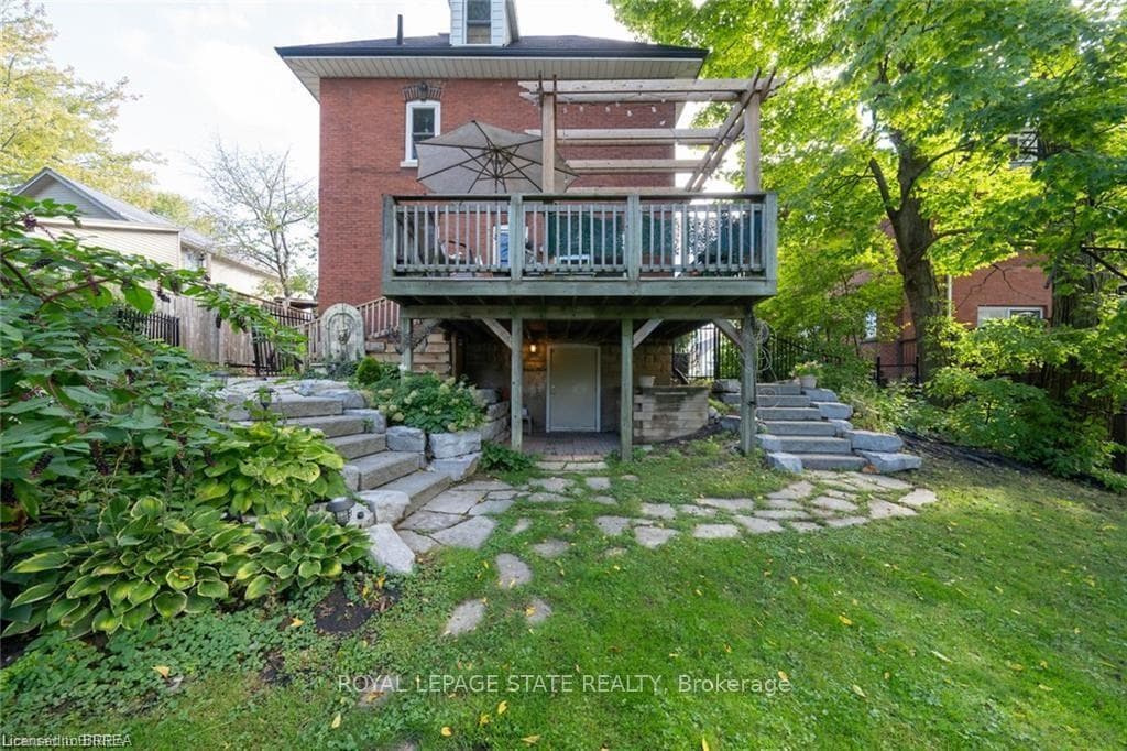 284 Colborne Street N, Norfolk, ON N3Y 3V5, Norfolk — photo 1