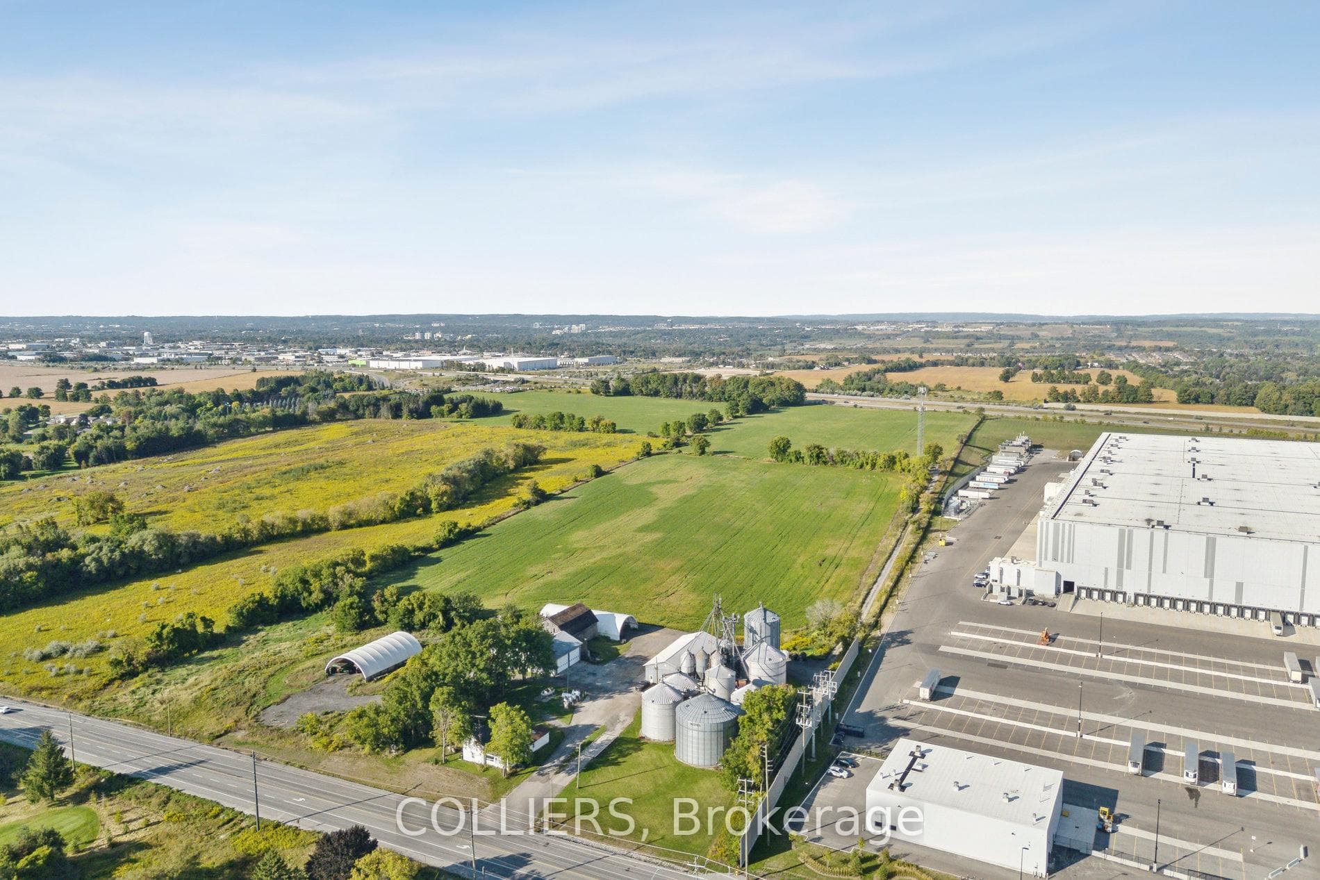 18442 Woodbine Avenue E, East Gwillimbury, ON L0G 1V0, East Gwillimbury — photo 1