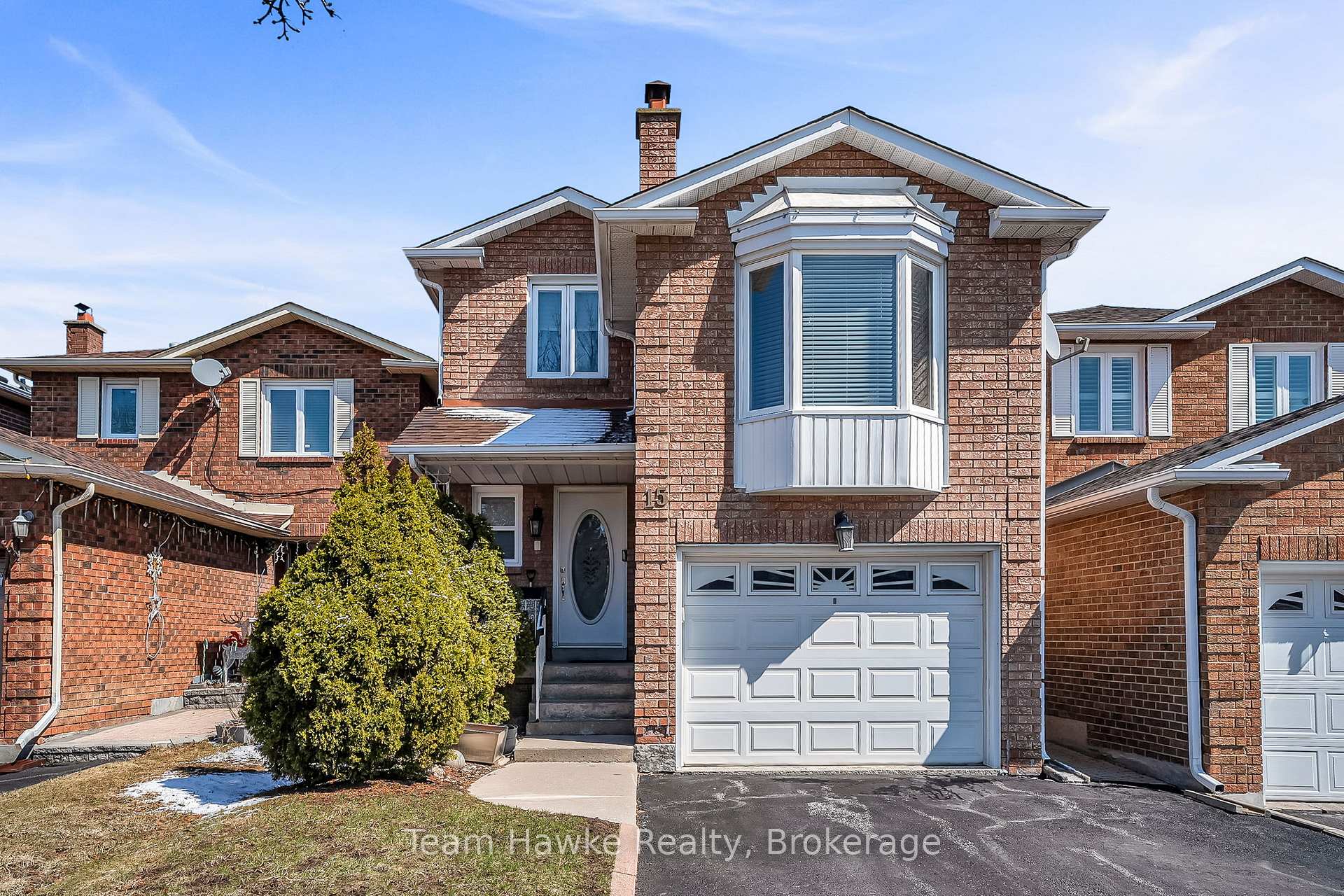 15 White Boulevard, Vaughan, ON L4J 5Z4, Vaughan — photo 1