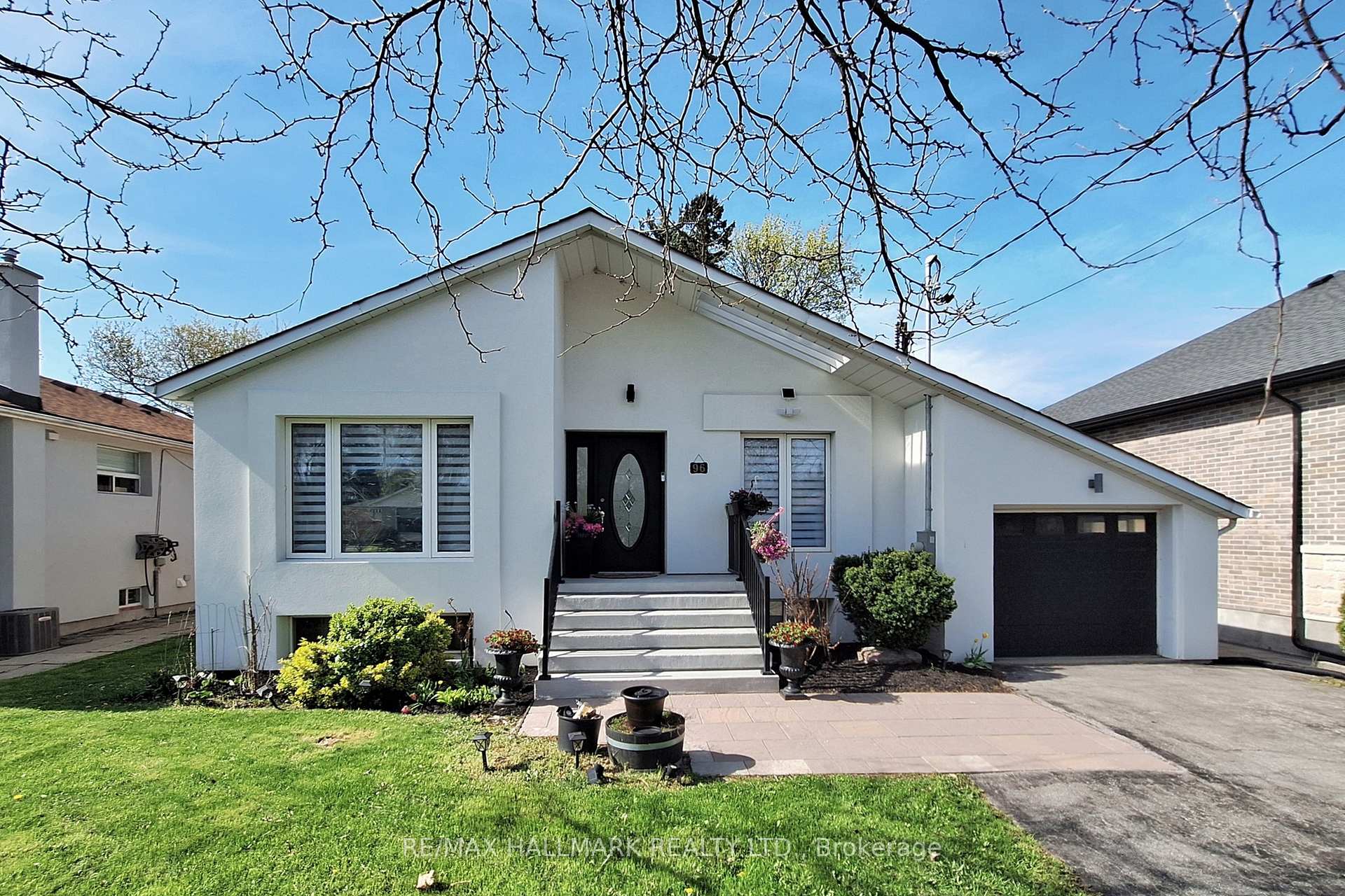 96 Searle Avenue, Toronto, ON M3H 4A7, Toronto C06 — photo 1