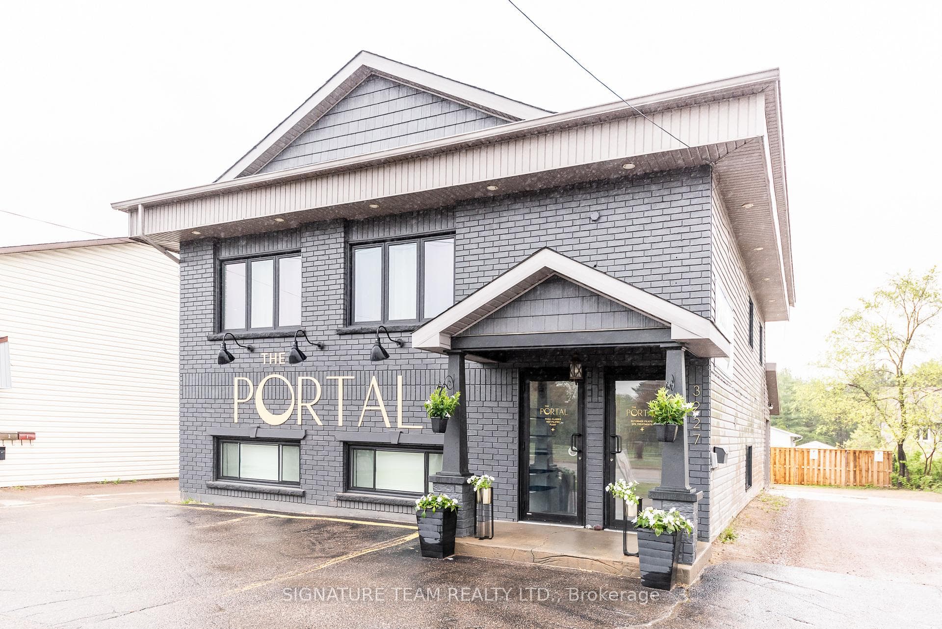 3227 Petawawa Boulevard, Petawawa, ON K8H 1X8, Petawawa — photo 1